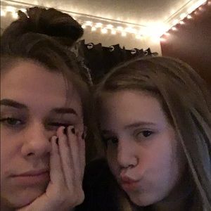 Meet your Posher, Carly